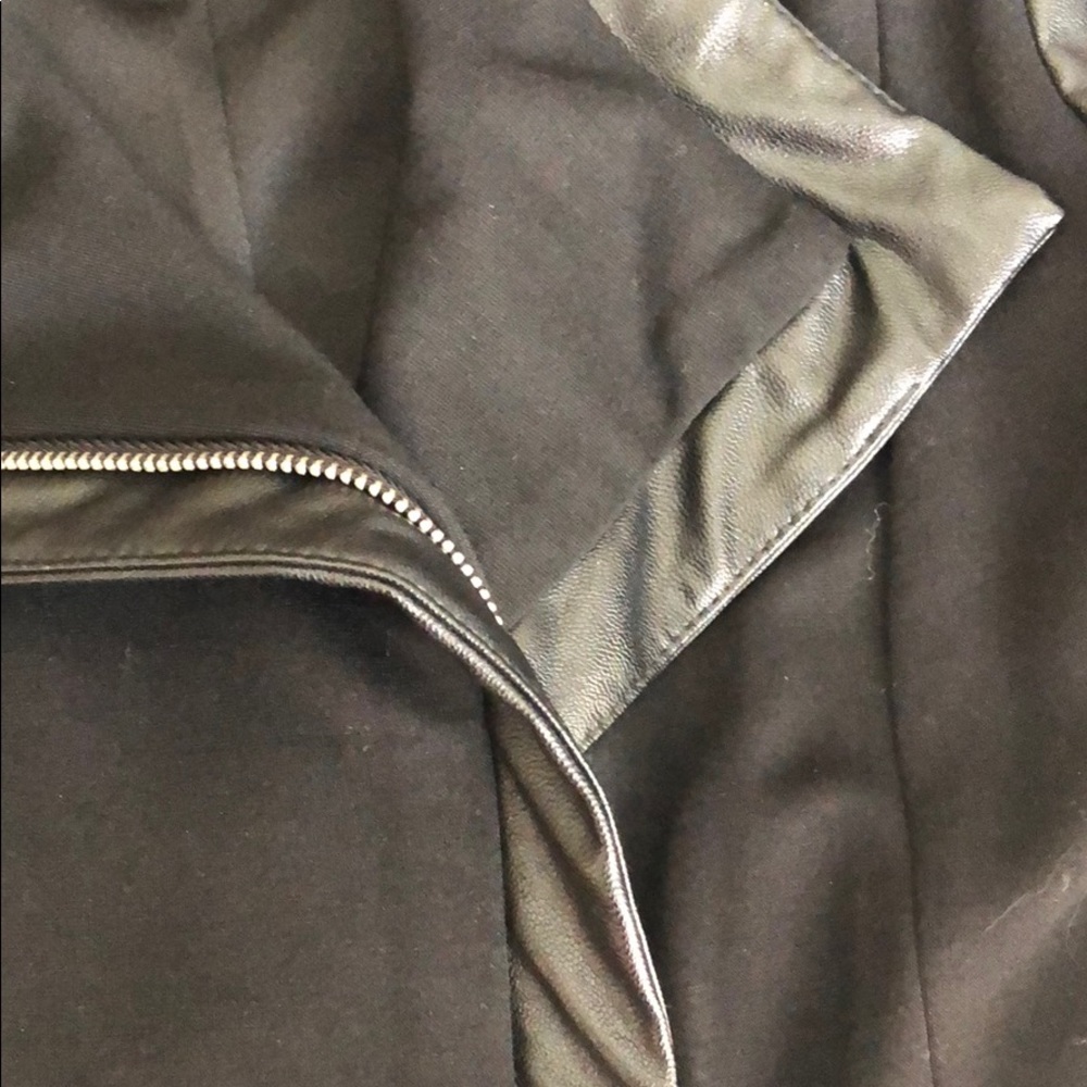 Jacket - Picture 4 of 5